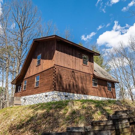 Dudley III By Avantstay Cosy Mountain Home W Hot Tub Great Views Pigeon Forge Exterior foto